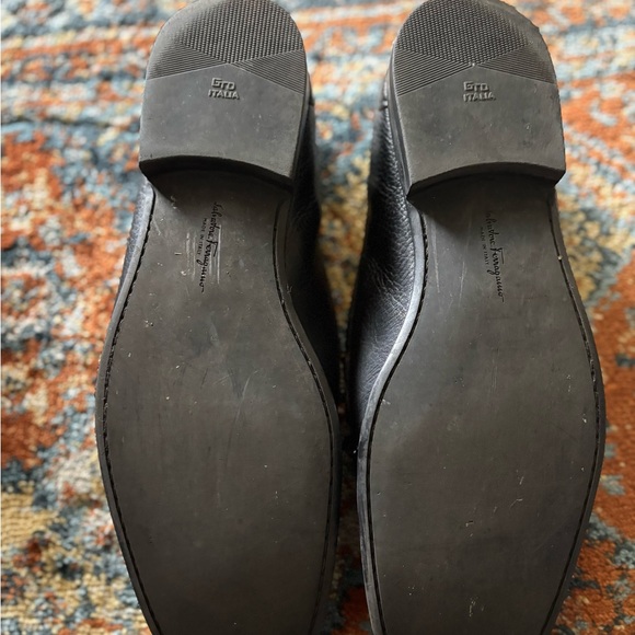 Ferragamo Grandioso Gancini Leather Loafers - Picture 8 of 10